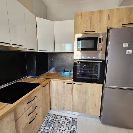 Tower Bridge * טיראנה